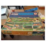 1967 IDEAL RACE SET / NO CARS
