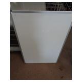 24"X36" DRY ERASE BOARD W  2 MARKERS