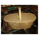 DOUBLE LID PICNIC BASKET
