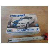2008 1:25 07 SHELBY GT500 MUSTANG / REVELL