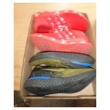 APPROX SZ 8.5 SHOES