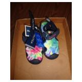 KIDS SHOES SZ 7