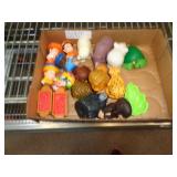 15 FISHER PRICE LITTLE PEOPLE ANIMALS & ETC