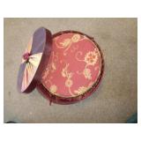 ROUND BOXES
