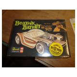 BEATNIK BANDIT / SEALED / 1/25 REVELL