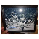 8X10 SIGNED W COA - MUHAMMAD ALI