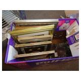 LOT OF FRAMES & WALL DECOR