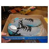 NIKE SHOES SZ 8.5