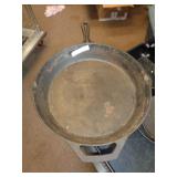 OZARK TRAIL CAST IRON SKILLET #12