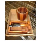 WOOD DECOR