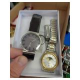 2 - WATCHES FOR PARTS OR REPAIR