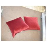 THROW PILLOWS
