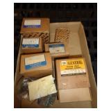 MACHINE SCREWS