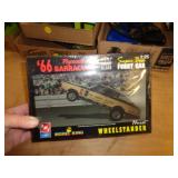 66 BARRACUDA / SEALED / 1/25 ERTL