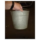 GALVANIZED BUCKET