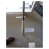 ALUMINUM BAT