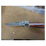 9" OVERALL SPRING OPEN LOCKBACK W LIGHT