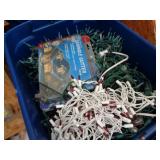 TOTE FULL OF XMAS LIGHTS / S