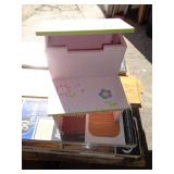STEP STOOL / RW