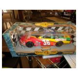 NASCAR ERTL 1/18 DIECAST