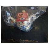 DECOR TEAPOT