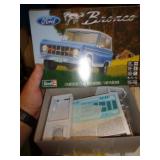 FORD BRONCO 1/25 REVELL