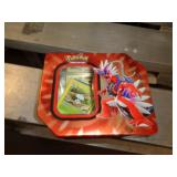 POKEMON TIN W CARDS
