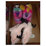 KIDS HOUSE SHOES SZ 7/8