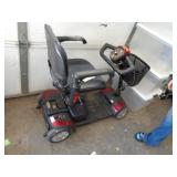 SCOOTER NEEDS BATTERY / RW