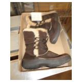 LADIES BOOTS SZ 8
