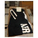 MENS SHORTS SZ MED