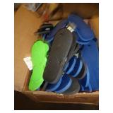 BIG LOT OF FLIP FLOPS