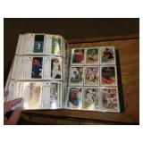 BIG BINDER OF BASEBALL CARDS