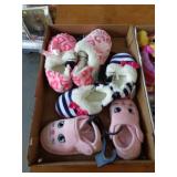 KIDS HOUSE SHOES SZ 5/6 & 11/12