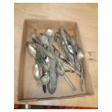 SILVERPLATE FLATWARE