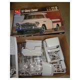 57 CHEVY PICKUP 1/25 AMT 1998