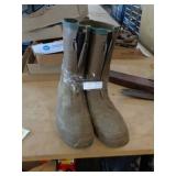NORTHERNER BOOTS SZ 13