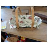 2006 XMAS LONGABERGER BASKET