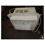 WINDOW A/C UNIT