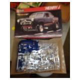 51 HENRY J 1/25 REVELL 1984