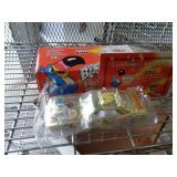 NASCAR GOLD CAR 1/24