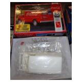 77 FORD COCA COLA VAN 1/25 AMT 2021