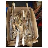SILVERPLATE FLATWARE