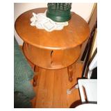 SIDE TABLE / LR