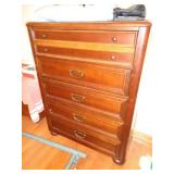 CHEST OF DRAWERS 50"TX37"W / BDRM1