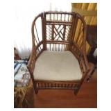 CHAIR / LR