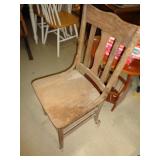 WOOD CHAIR / BM