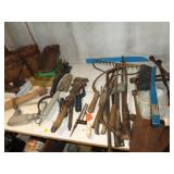 VINTAGE TOOLS ALL IN PIC / S1