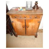CABINET 27"T / BM