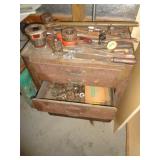 CRAFTSMAN TOOL BOX WITH TOOLS / S2